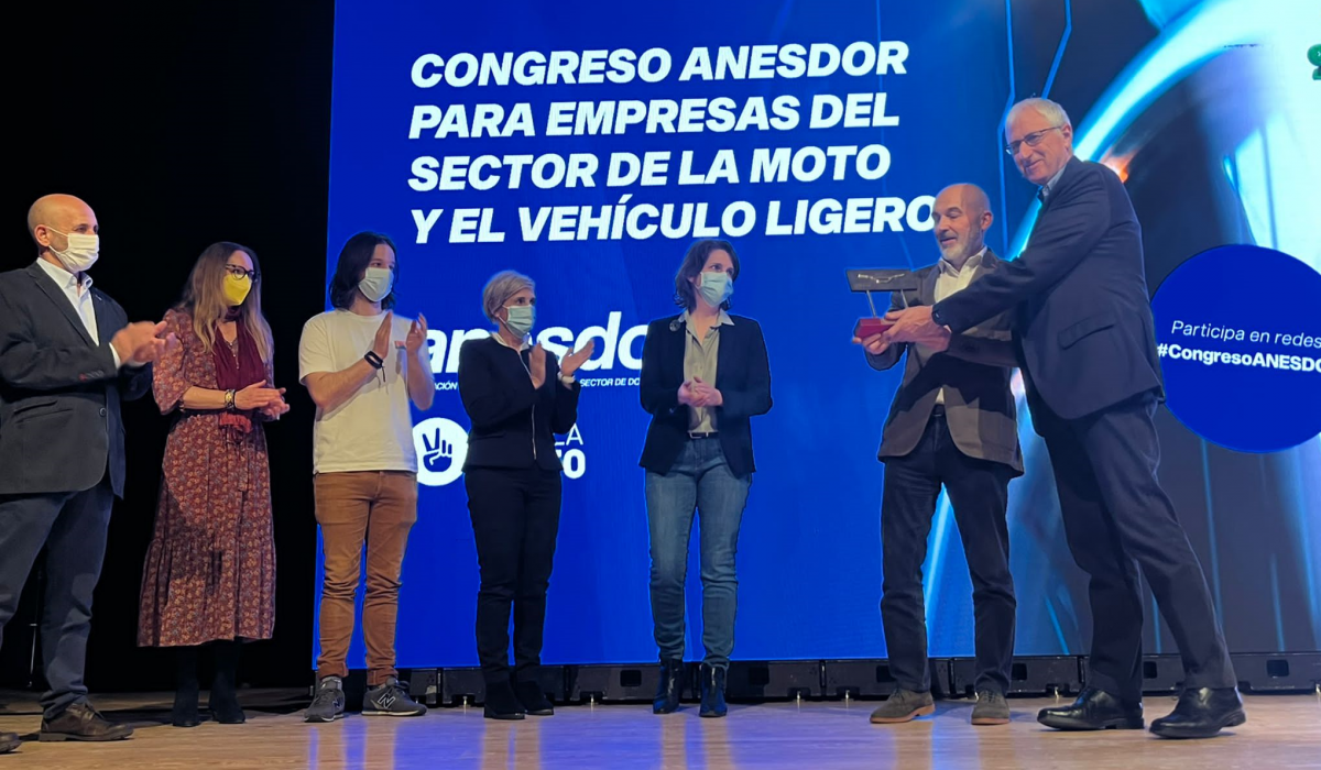 Enrique Hernández-Luike, Premio ANESDOR Manillar de Oro por su trayectoria y contribución al sector de la moto